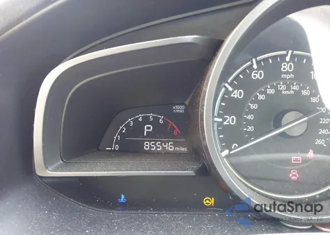 2018 Mazda 3 Touring z USA, uszkodzony, nr VIN 3MZBN1L38JM167174